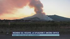 Incendio sul Vesuvio, la situazione è ancora critica