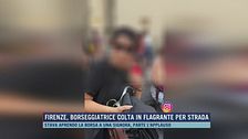 Firenze, borseggiatrice colta in flagrante per strada