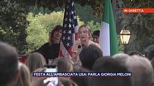 Giorgia Meloni in diretta dall'ambasciata statunitense