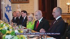 Donald Trump continua a tenere banco!