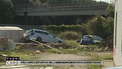 Pisa: armi e refurtiva nel campo rom che doveva essere chiuso