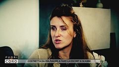 Costretta da mia madre a fare la escort a 14 anni