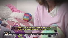 Giù le mani dai bimbi: "Così mi hanno strappato la piccola Alba"