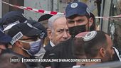Terroristi a Gerusalemme sparano dentro un bus, 6 morti