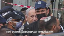 Terroristi a Gerusalemme sparano dentro un bus, 6 morti