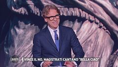 Vince il no, magistrati cantano "Bella Ciao"