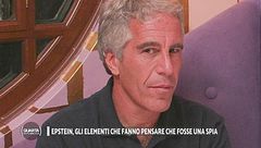 Epstein, gli elementi che fanno pensare che fosse una spia
