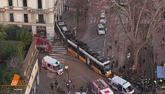 Tram deragliato a Milano: 2 morti e 39 feriti