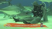 La donna che sussurra agli squali