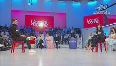 Maria: ''Arnaldo? Abbiamo dei problemi di comunicazione..''