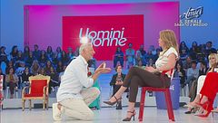Marco: ''Cinzia, vuoi essere la mia fidanzata?''