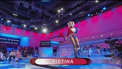 La sfilata di Cristina - Arriva la bomba, si tratta di me!