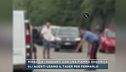 Minaccia i passanti con una fiamma ossidrica