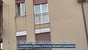 Roma, paura a Villa Gordiani, donna terrorizza il quartiere