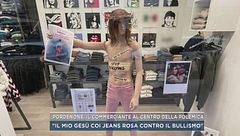 Pordenone,  il commerciante al centro della polemica