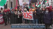 Il corteo pro Pal alla prima della Scala