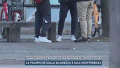 15enne aggredito e rapinato da una baby gang nel centro di Milano