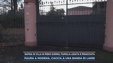 Rapina in villa in pieno giorno, famiglia legata e minacciata