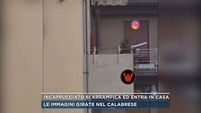 Incappucciato si arrampica ed entra in casa