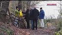 Famiglia nel bosco, la vicinanza e i doni della gente