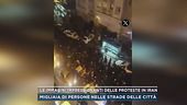 Le immagini impressionanti delle proteste in Iran