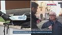 Il via libera ai metal detector fuori dalle scuole e le polemiche