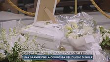 L'ultimo saluto al piccolo Domenico, dolore e lacrime