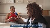 Donna presa a cinghiate su un autobus davanti al figlio