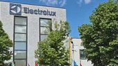 Electrolux dimezza la produzione in Italia, 1700 esuberi
