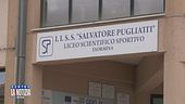 Niente unghie lunghe nella scuola di Taormina