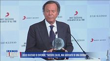 Julio Iglesias si difende dalle accuse di violenza sessuale