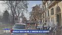 Deraglia tram a Milano, le immagini dello schianto