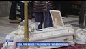 Nola, fiori bianche e palloncini per l'addio di Domenico