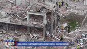Roma, crolla palazzina dopo un'esplosione: restano gravi due anziani