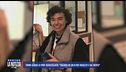 Torna a casa la prof accoltellata: "Salvata da un altro ragazzo e dai medici"