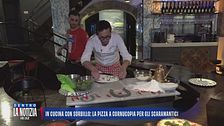 In cucina con Sorbillo: la pizza a cornucopia per gli scaramantici