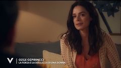 Özge Özpirinççi: la forza e la dolcezza di una donna