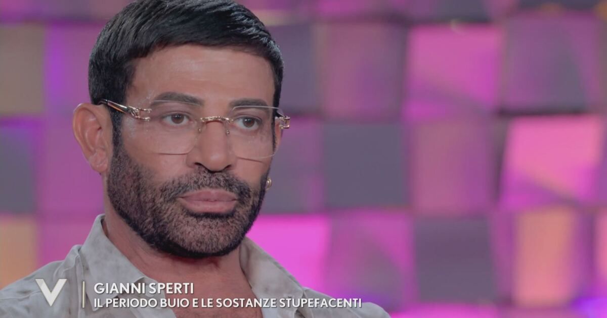 Verissimo: Gianni Sperti: 