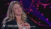 Federica Pambianchi e la catenina lasciata a casa dal figlio Riccardo Branchini