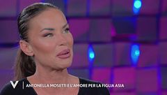 Antonella Mosetti: "L'amore per mia figlia Asia"