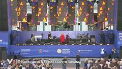 L'esibizione di Iva Zanicchi e la nipote Virginia