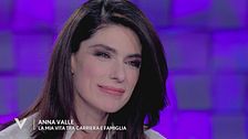 Anna Valle: "La mia vita tra carriera e famiglia"