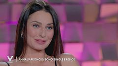Anna Safroncik: "Sono single e felice"