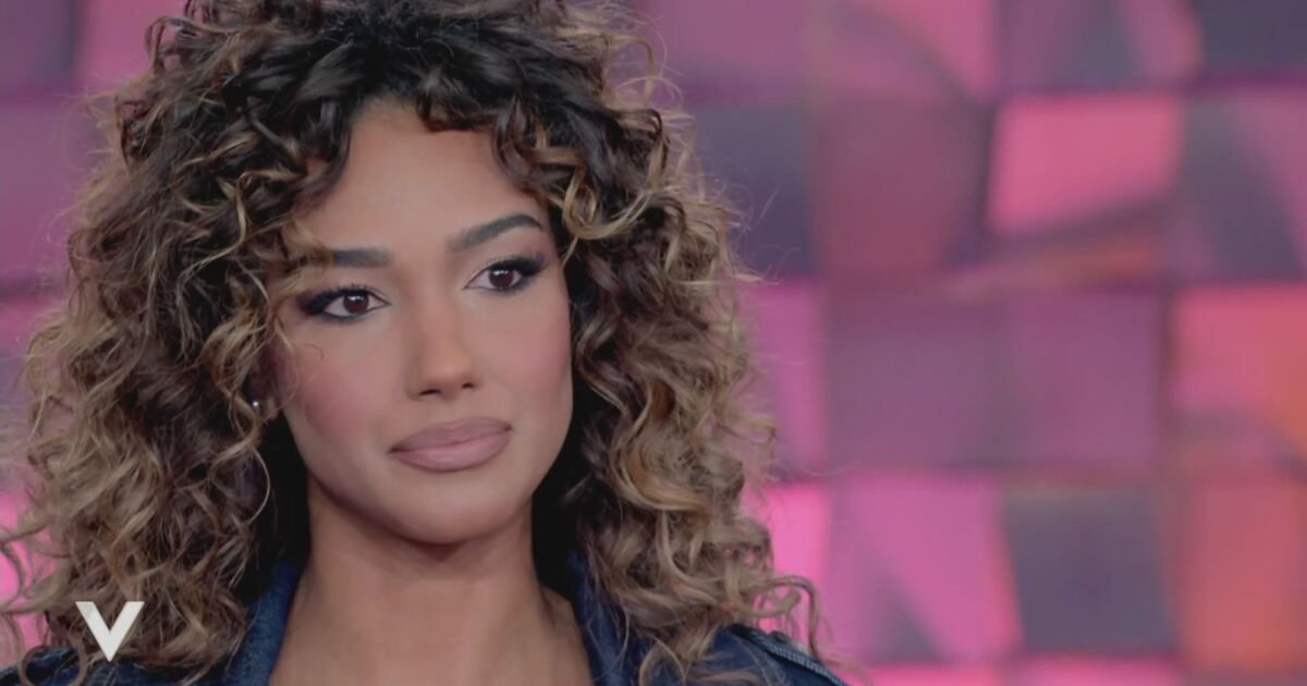 Verissimo: Samira Lui: 