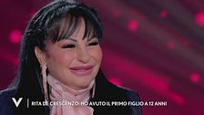 Rita De Crescenzo: "Sono diventata madre a 12 anni"