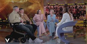 Daniele Scardina e la sorpresa di Silvia e Giulia Provvedi