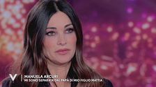 Manuela Arcuri: "Mi sono separata dal papà di mio figlio Mattia"
