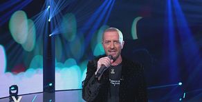 Raf in "Ora e per sempre"