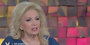 Iva Zanicchi: "Non dovevo rifarmi il naso, è l'unico rimpianto che ho"