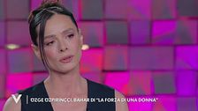 Özge Özpirinçci e la serie "La forza di una donna"